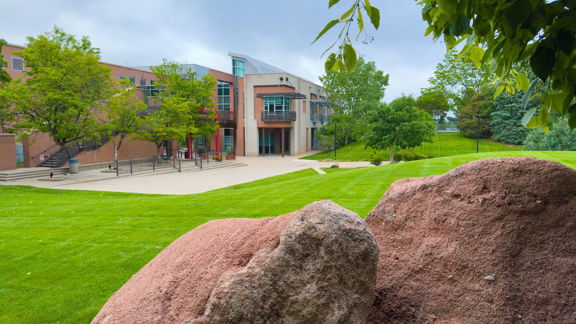 summer outside main entrance RRCC Lakewood campus