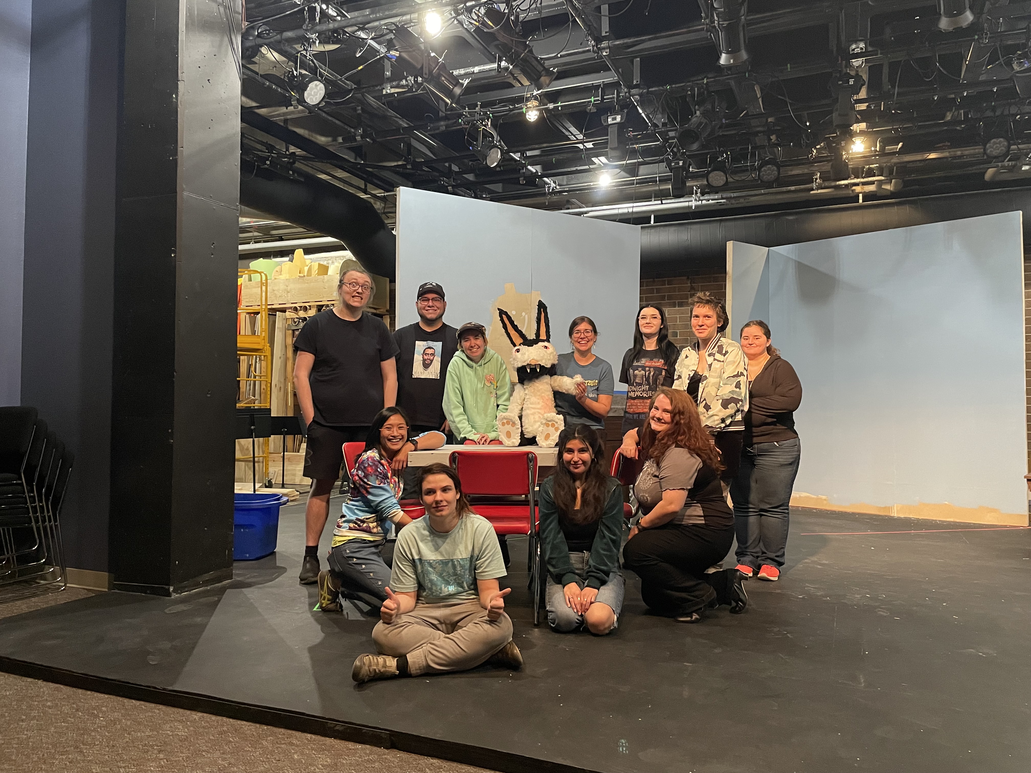 Cast and Crew of Bunnicula Production